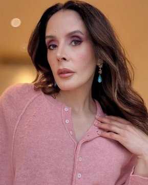 بطلة شارع الأعشى بإطلالة جديدة بعد عملية تجميل الأنف والفك.. صور