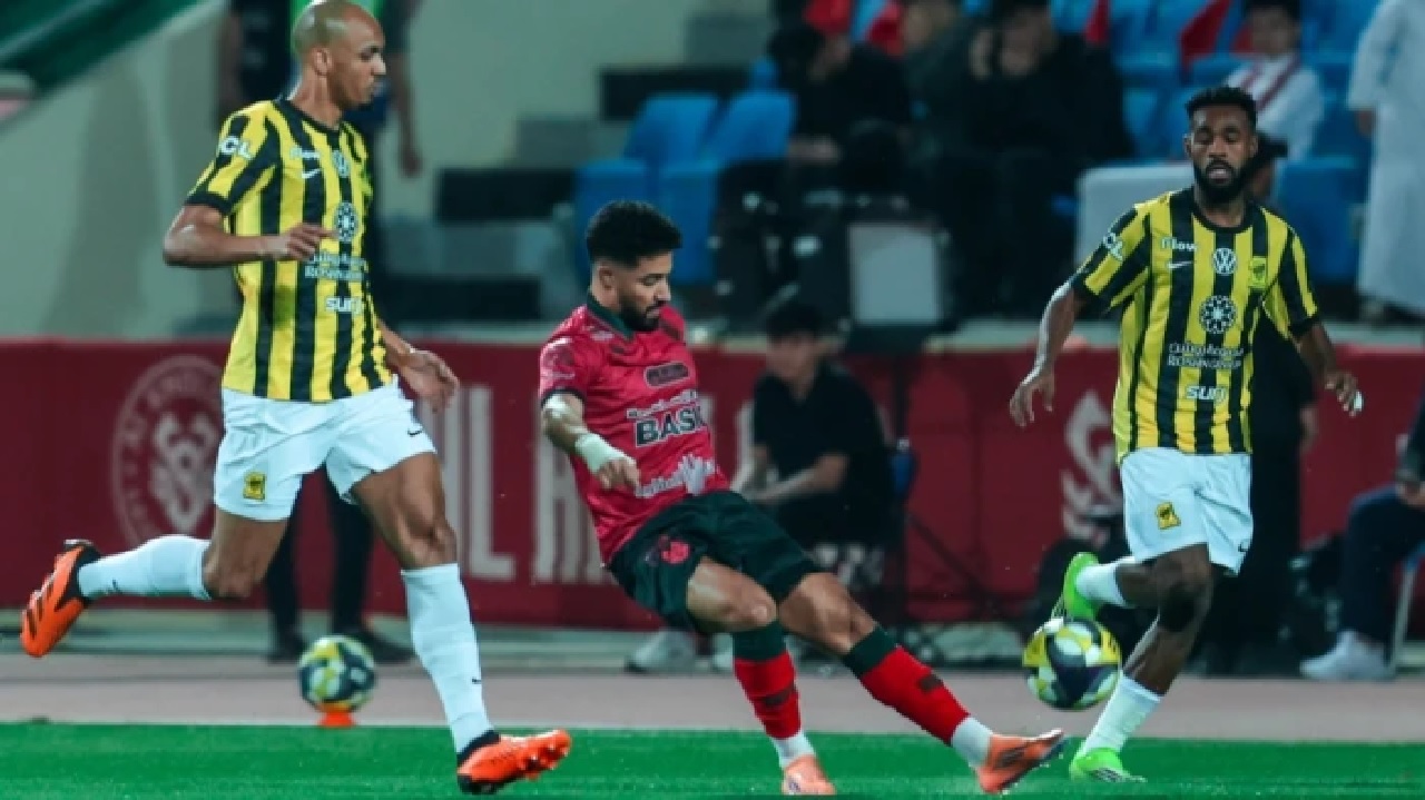 الخلود يعبر الاتحاد ويتأهل إلى نهائي كأس الملك