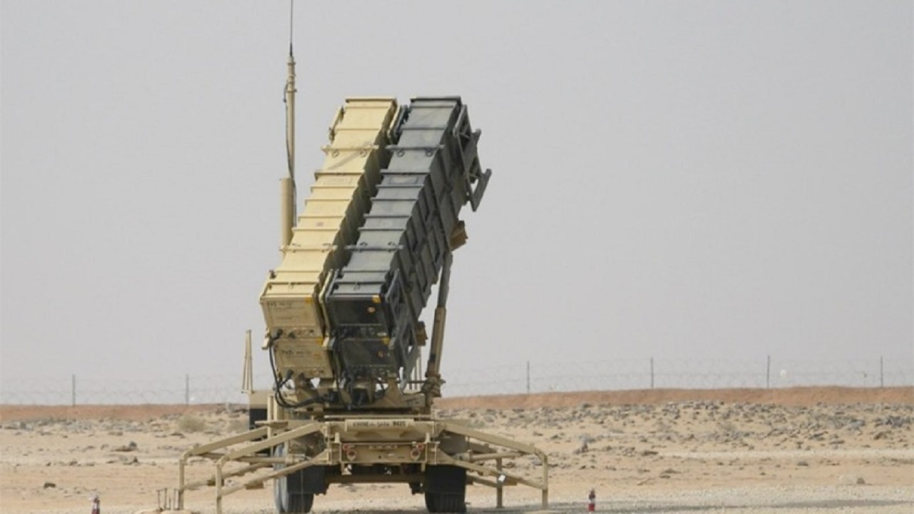 الدفاع الجوي الكويتي يتصدى لعدد من الأهداف الجوية المعادية دون وقوع إصابات