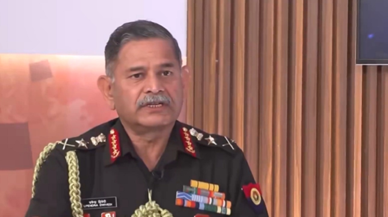 ‏قائد الجيش الهندي: أبلغنا إسرائيل بموقع الفرقاطة الإيرانية التي راح ضحيتها 104 شخصا.. فيديو