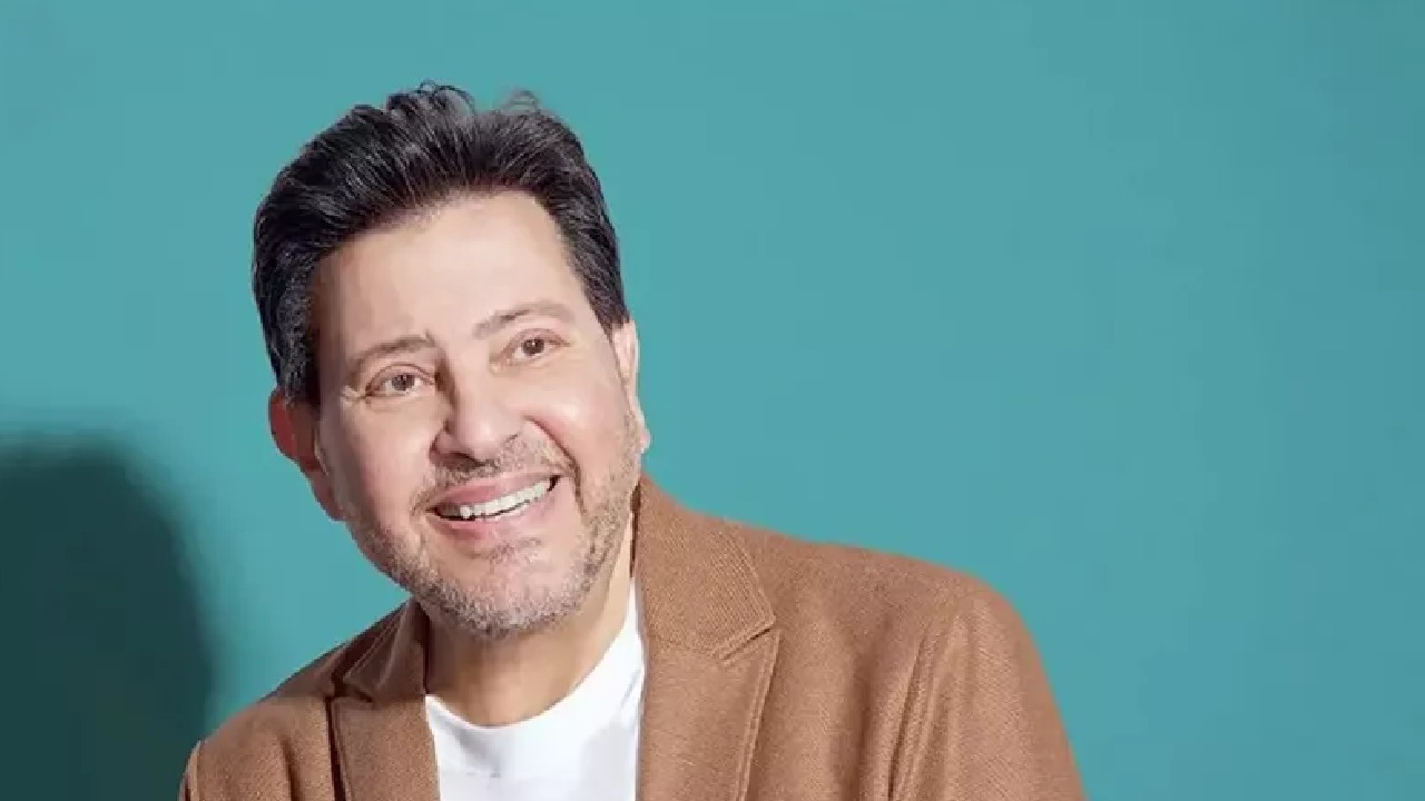 زوجة هاني شاكر تنفي حقيقة تعرضه لإغماء