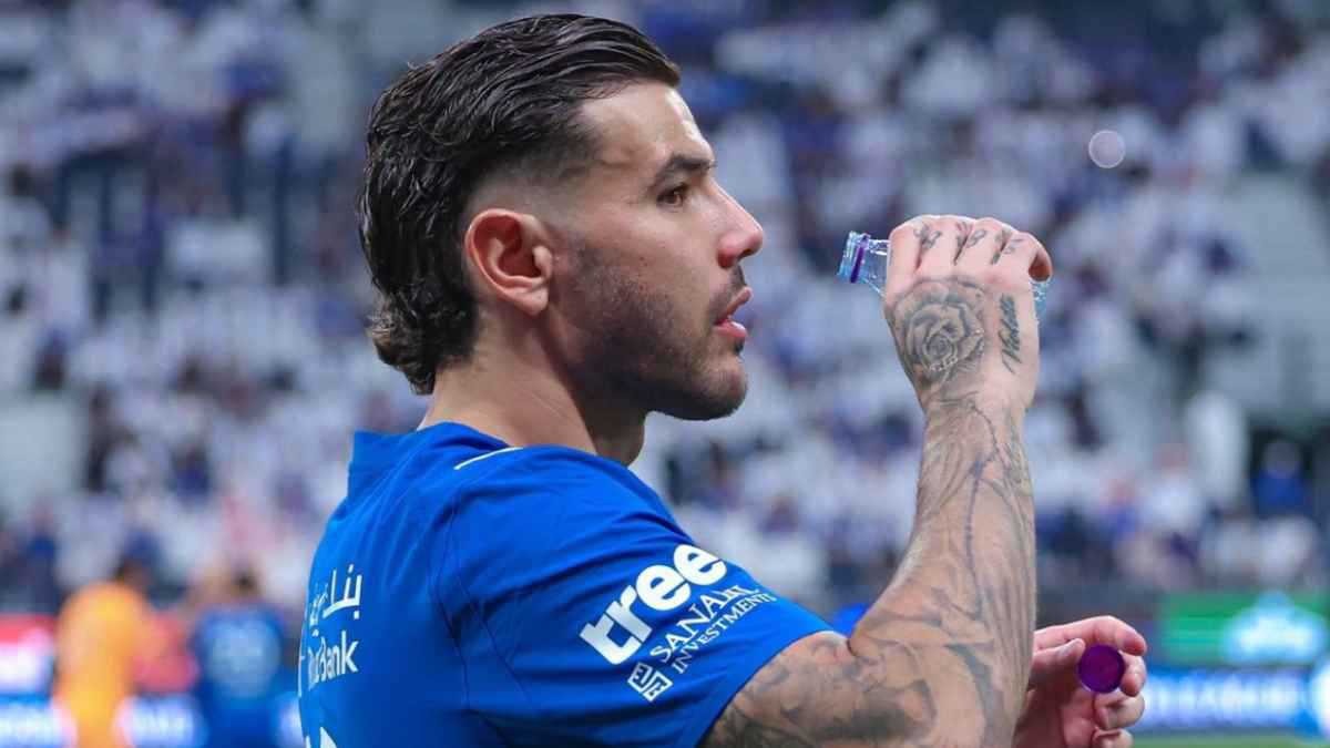 ثيو هيرنانديز يعود إلى الهلال