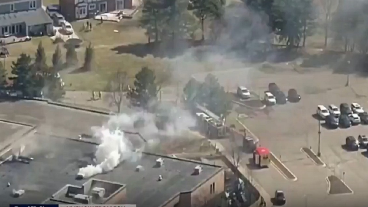 كشف هوية صاحب السيارة المسؤولة عن تفجير كنيس يهودي في ميشيغان.. فيديو