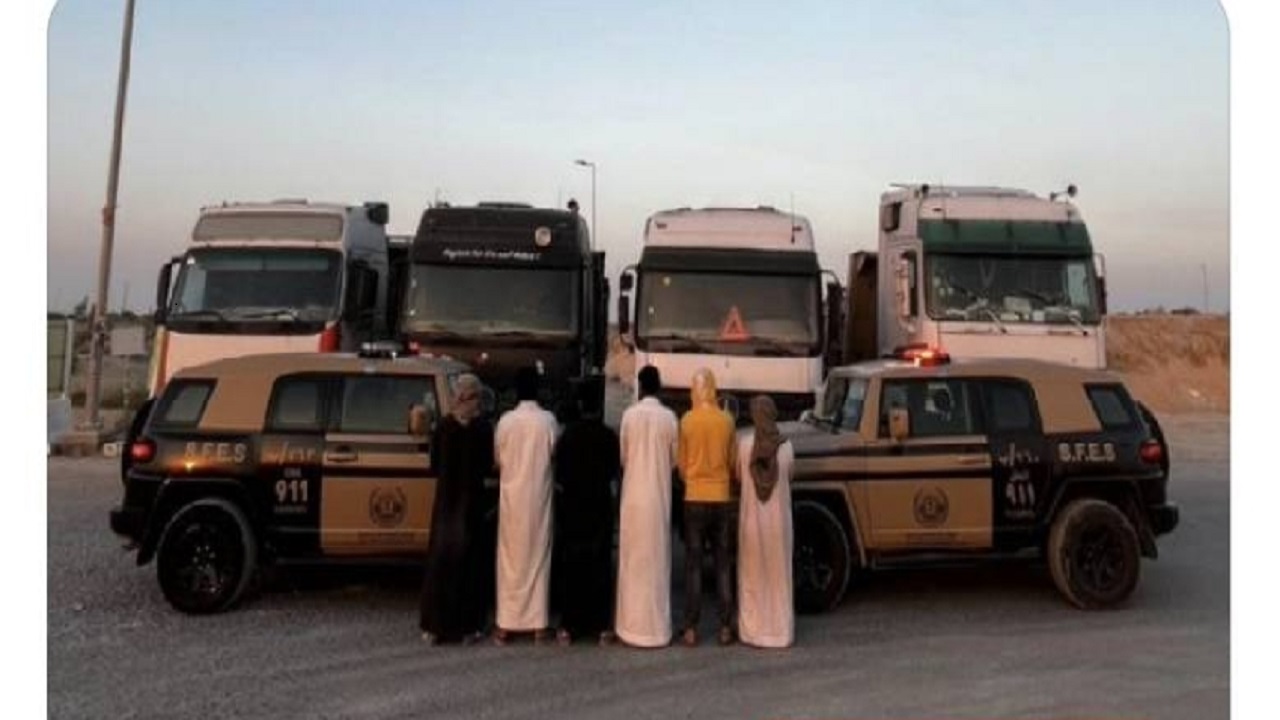 ضبط 6 ‎مقيمين ‎مخالفين لنظام البيئة لاستغلالهم الرواسب في الشرقية