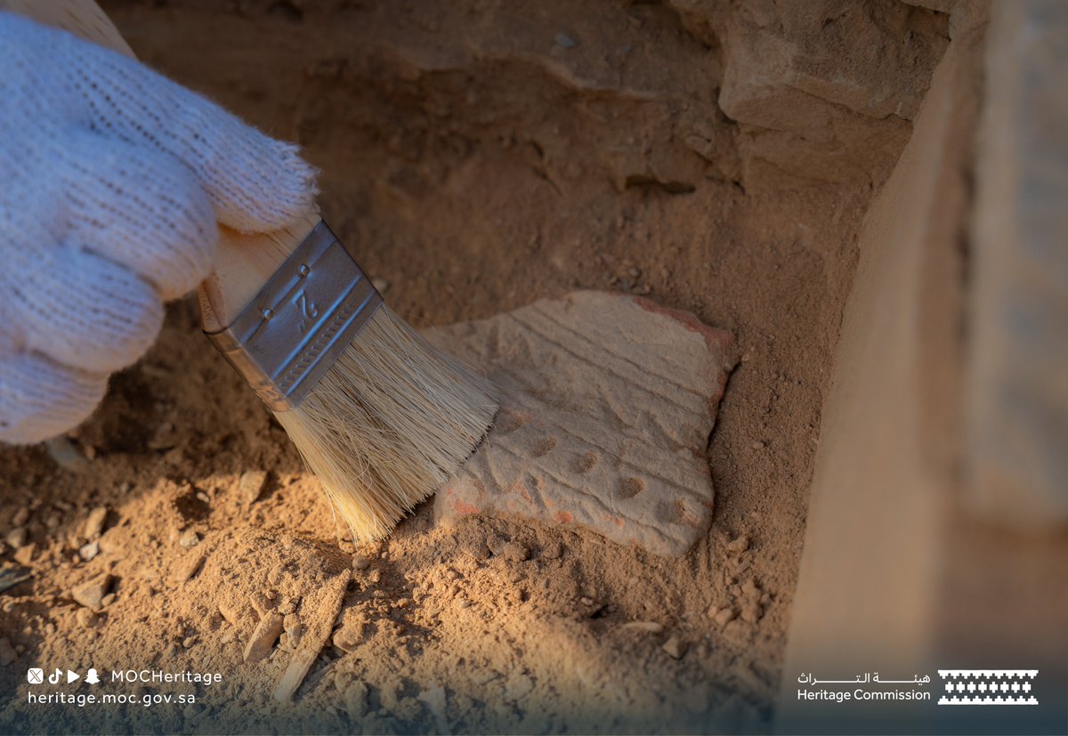 اكتشاف مسجد أثري ومعالم معيشية متكاملة في المخواة.. فيديو وصور