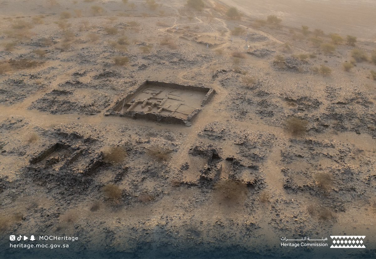 اكتشاف مسجد أثري ومعالم معيشية متكاملة في المخواة.. فيديو وصور