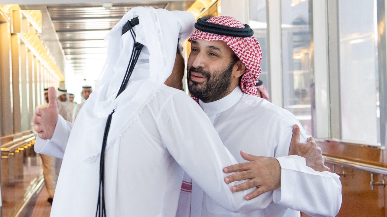 أمير قطر يغادر جدة وولي العهد في مقدمة مودعيه..فيديو