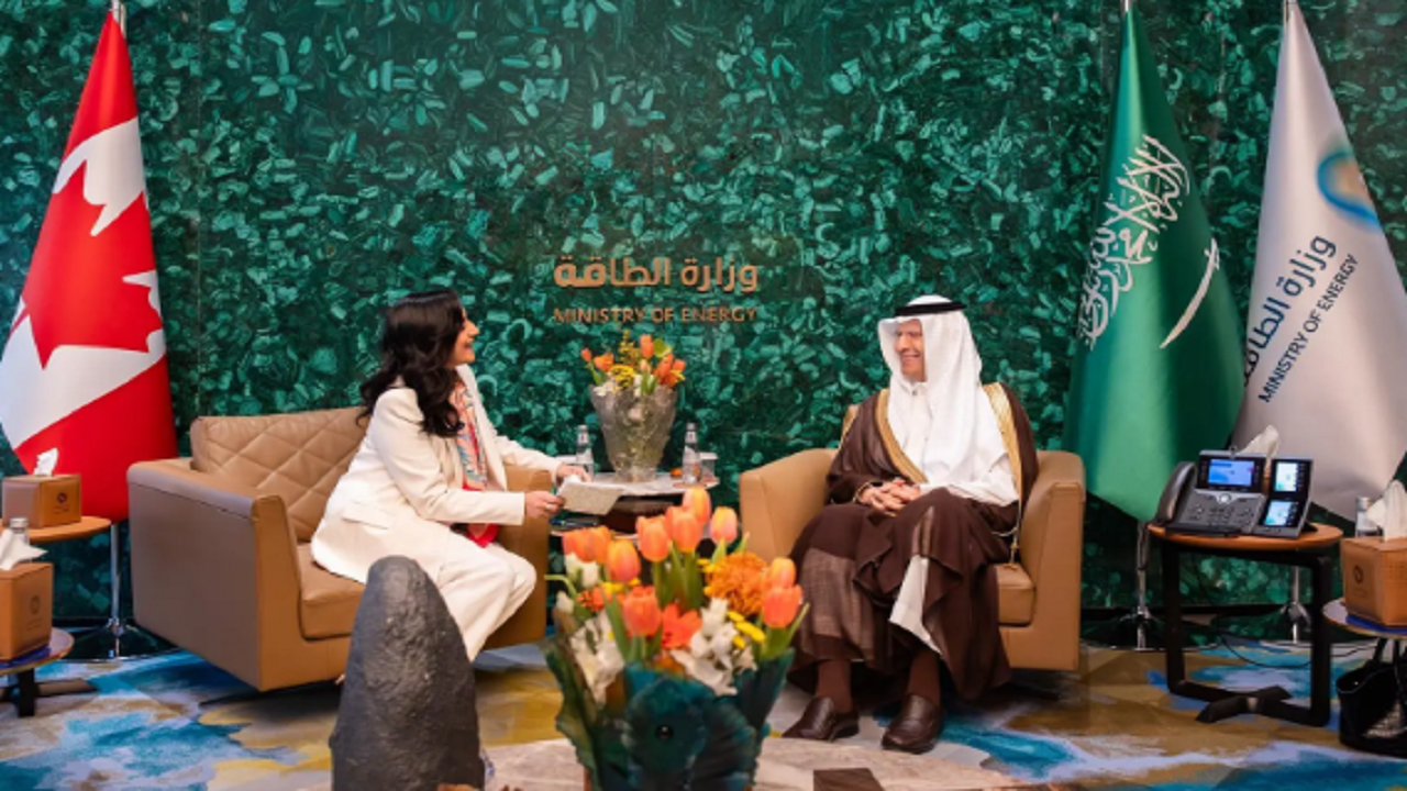 وزير الطاقة يستقبل وزيرة خارجية كندا في الرياض
