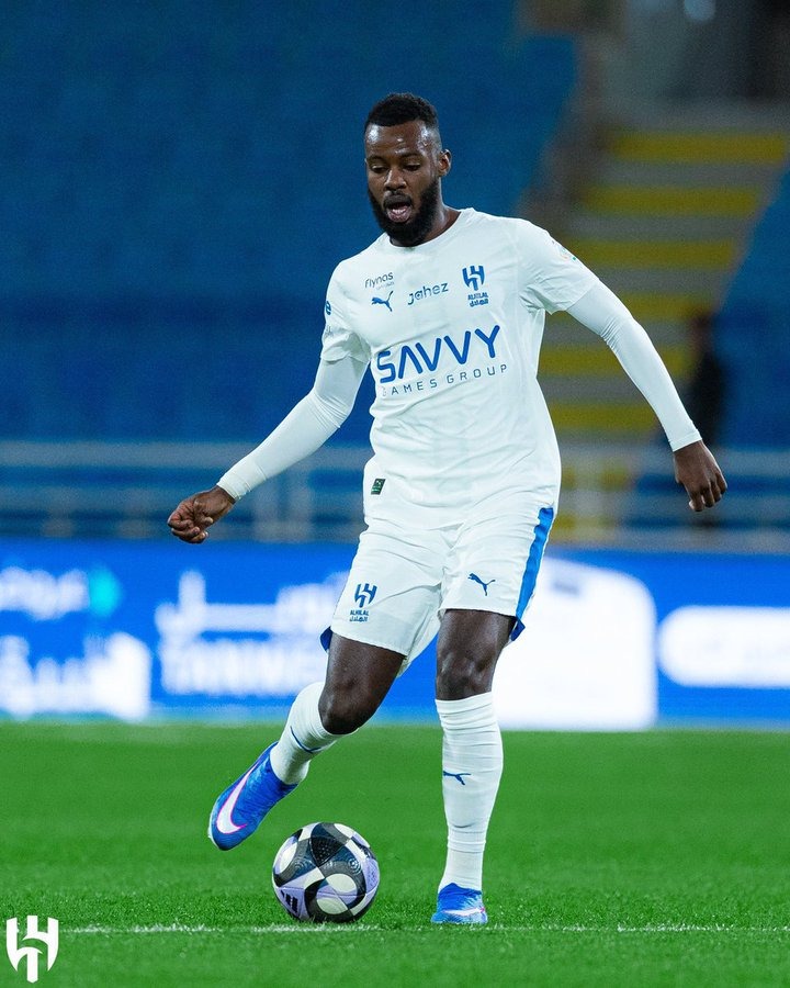 حسان تمبكتي يقترب من المشاركة في كلاسيكو الهلال والأهلي