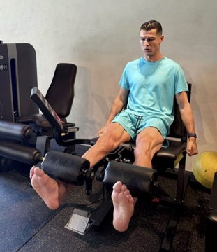 رونالدو يطمئن الجماهير: أتحسن يوما بعد يوم.. صور