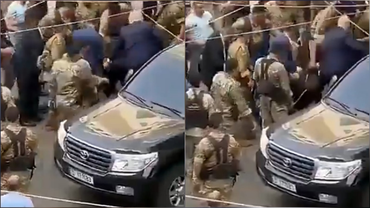 اللبنانيين يطردون السفير الإيراني بعد رفضه المغادرة.. فيديو