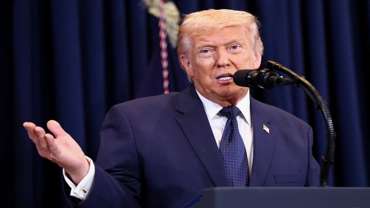 ترامب: على الدول أن تعتني بمضيق هرمز وسنقدم لها مساعدات