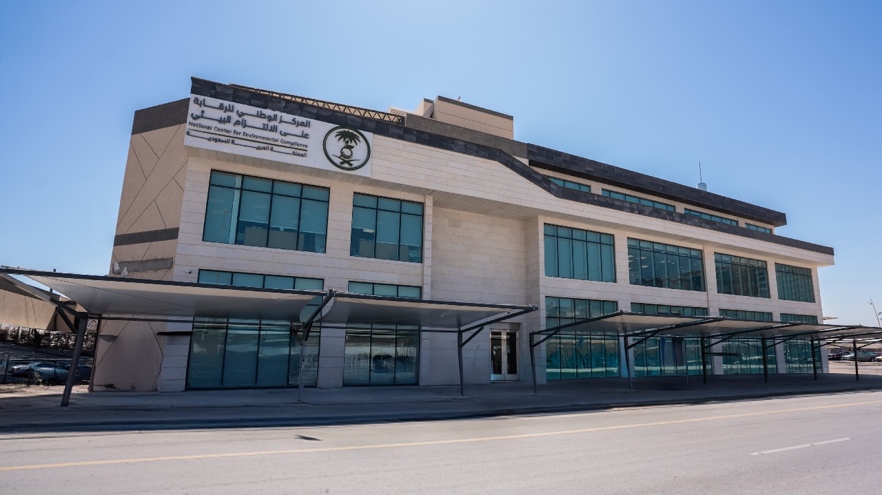 الالتزام البيئي يطرح وظائف شاغرة