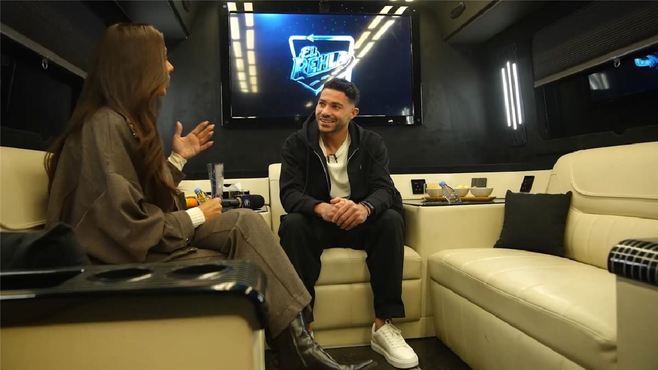 رامز جلال لـ ياسر إبراهيم: إيه البيجامة اللي انت لابسها دي.. فيديو