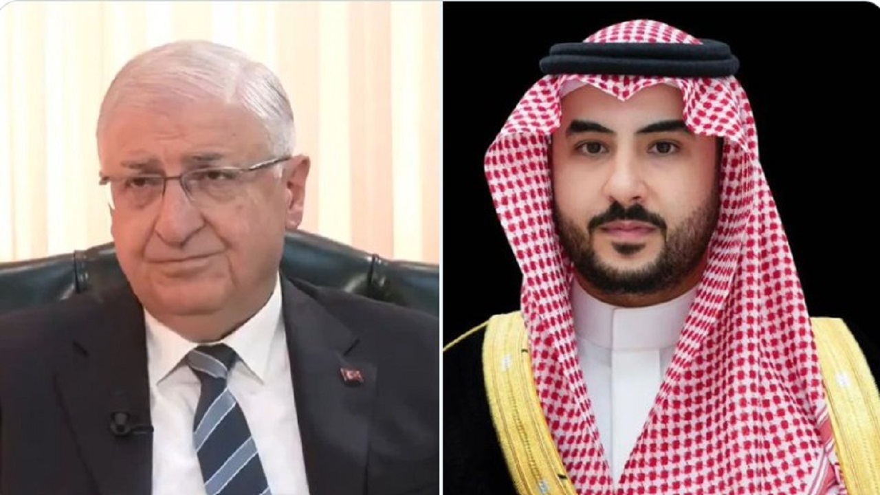 وزير الدفاع ونظيره التركي يدينان العدوان الإيراني على المملكة والهجمات العدائية التي استهدفت تركيا