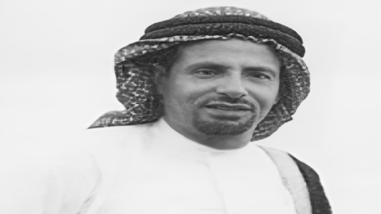 تفاصيل هجرة الحضرمي بن لادن إلى جدة وبنائه قصرا للملك عبد العزيز.. فيديو