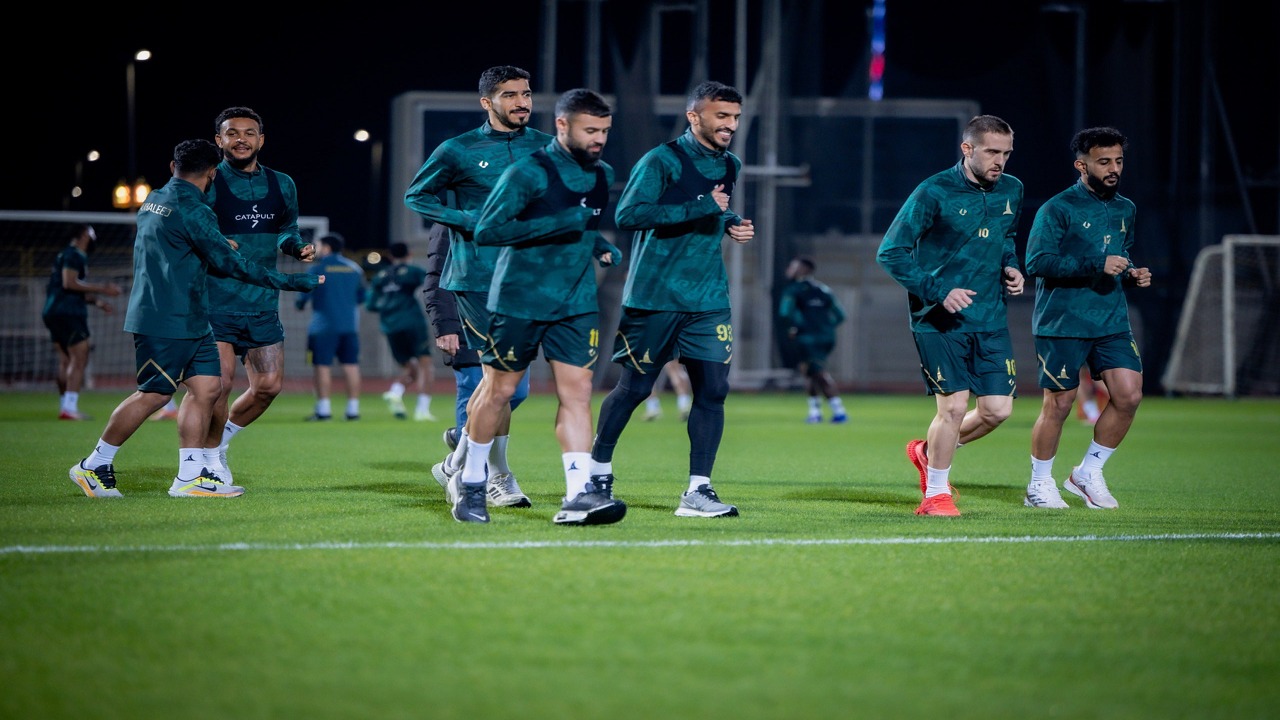 الخليج ينفي طلب حكام أجانب لمواجهة النصر