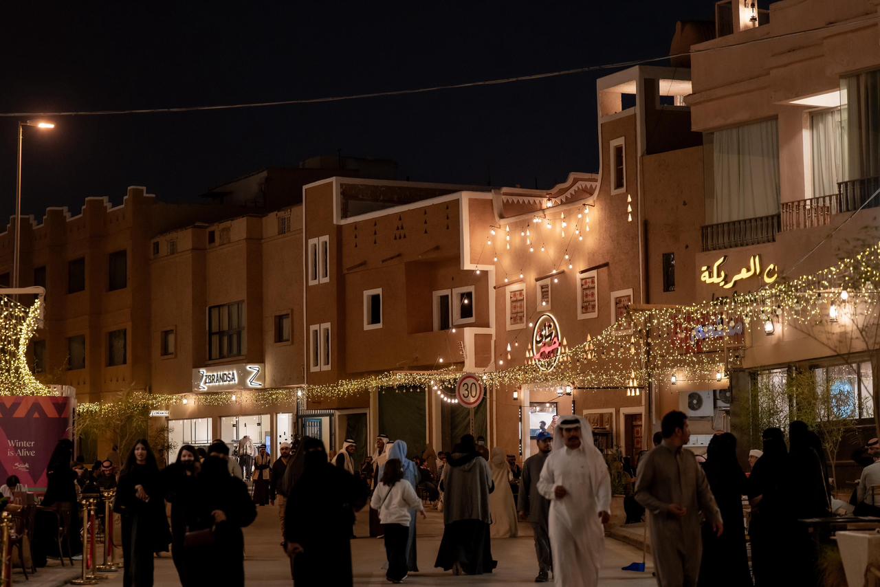 موسم الدرعية يرحب بزواره في عيد الفطر ببرامجه الثقافية وتجاربه المميزة..صور