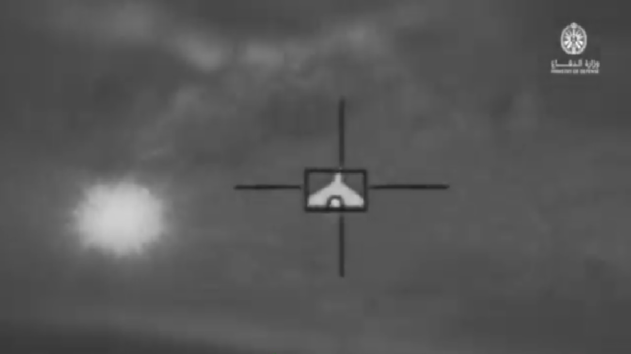 مشاهد تصدي الدفاعات السعودية لمسيّرات استهدفت المملكة.. فيديو