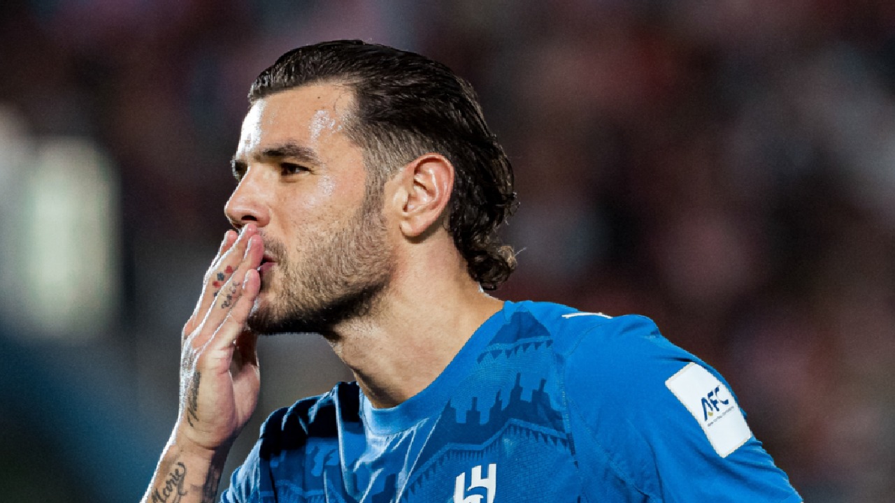 ثيو هيرنانديز يعود إلى الهلال