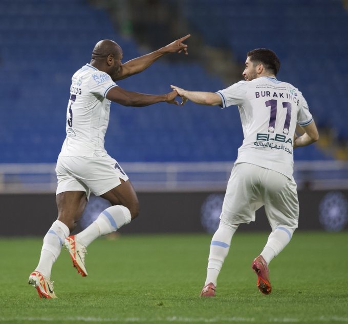 الأخدود يتغلب على النجمة بثلاثية