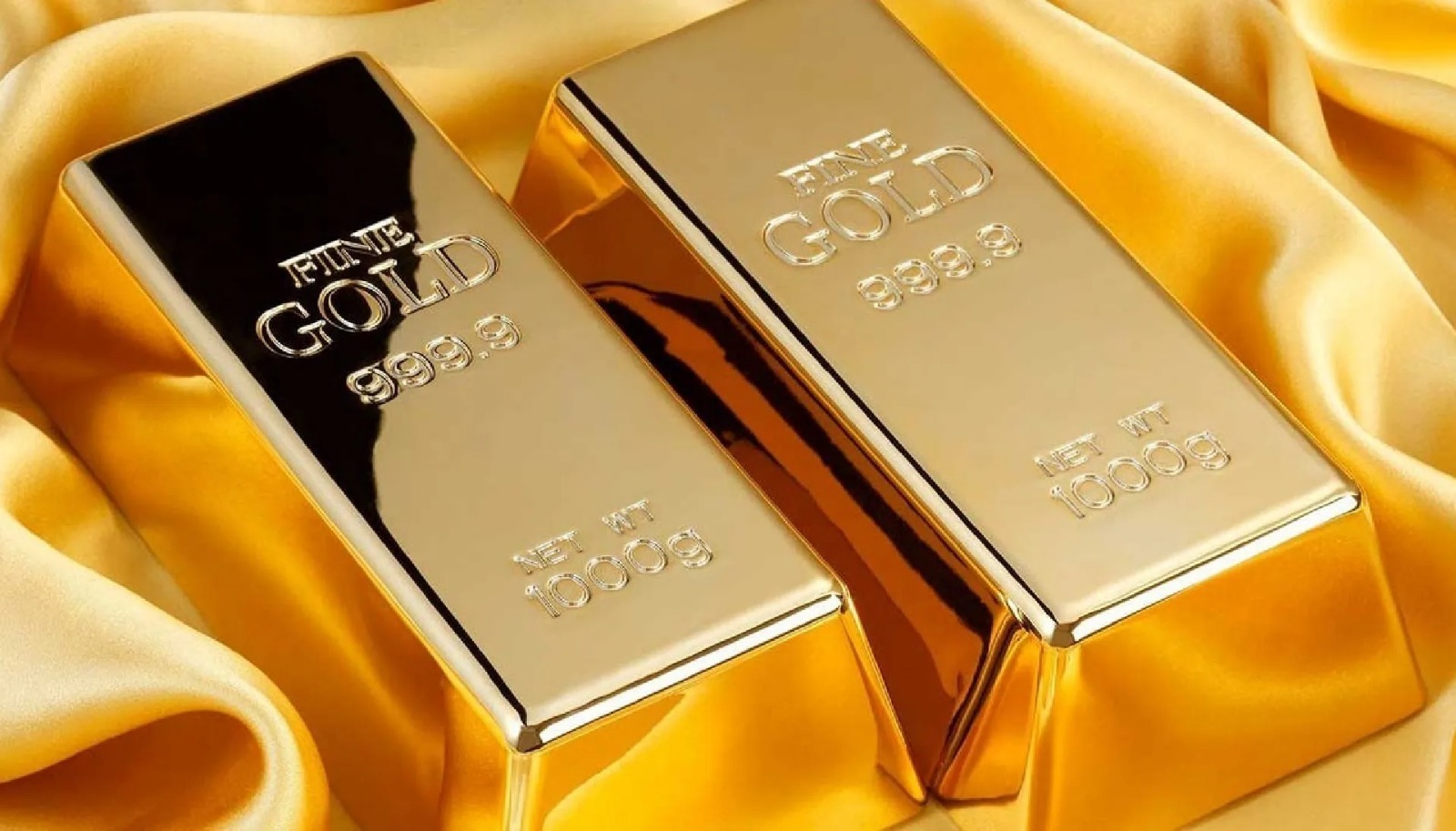 الذهب يرتفع مع تراجع أسعار النفط