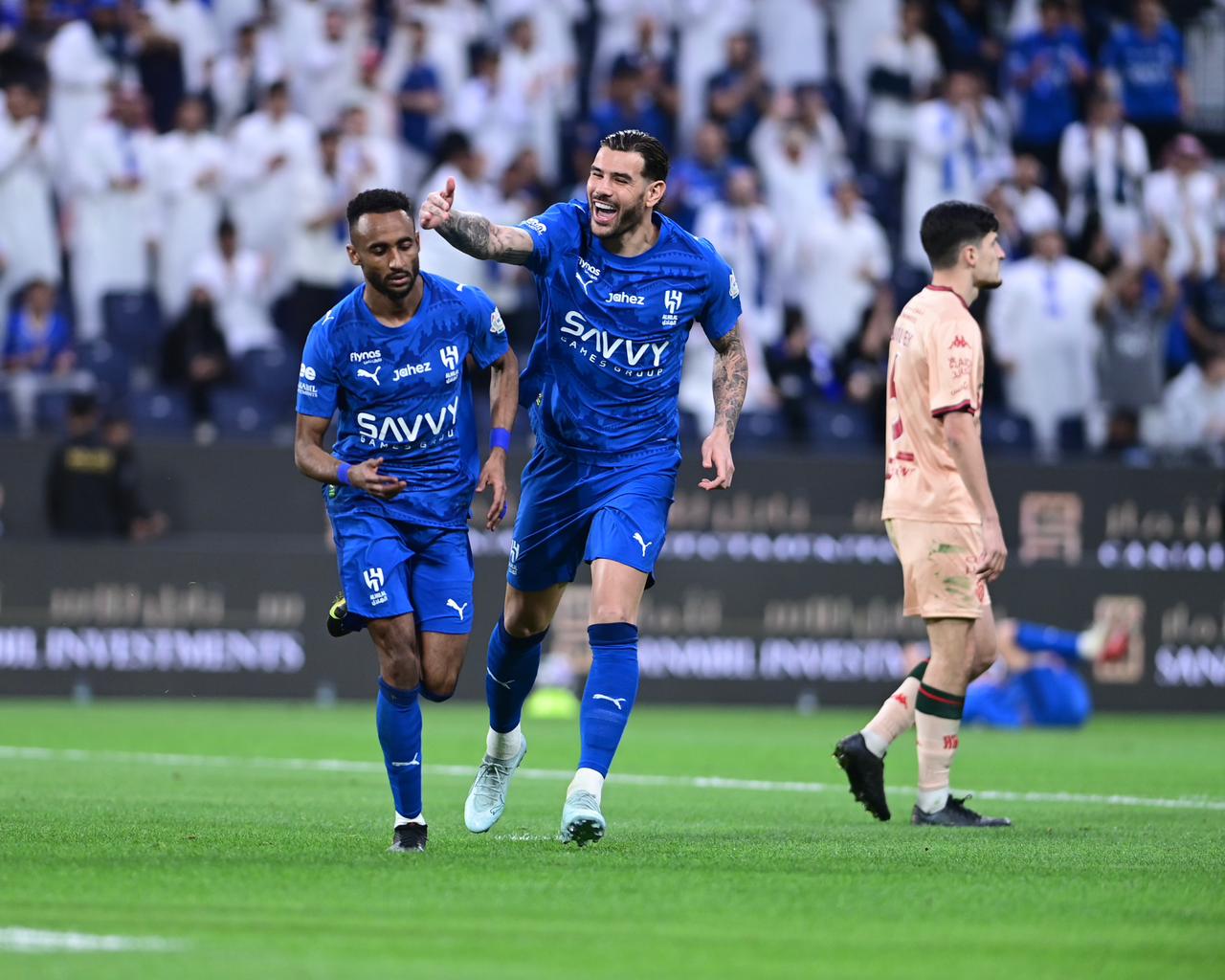 الهلال يمطر شباك الخلود بسداسية..صور