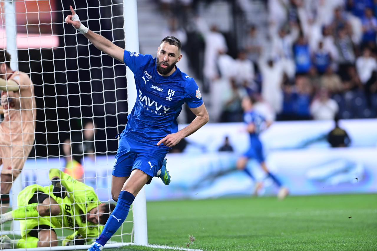 الهلال يمطر شباك الخلود بسداسية..صور