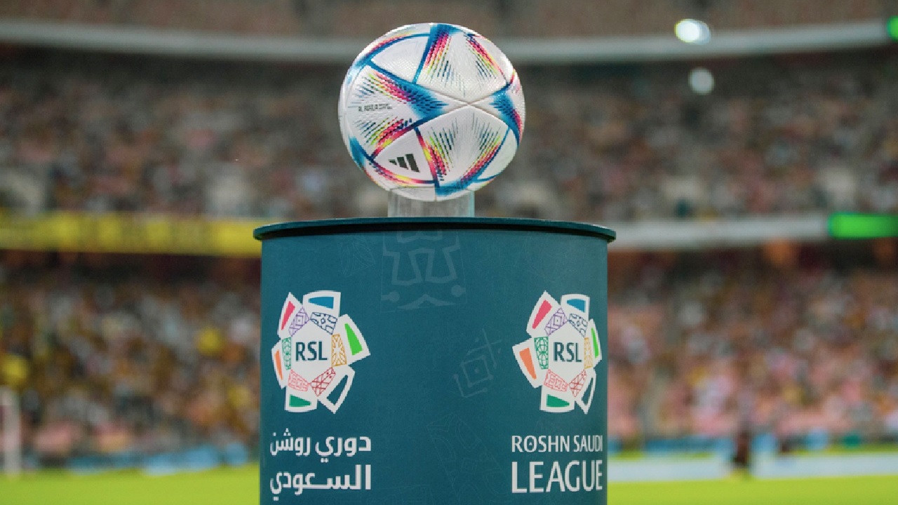 الأندية الأكثر تضررًا من التحكيم في دوري روشن