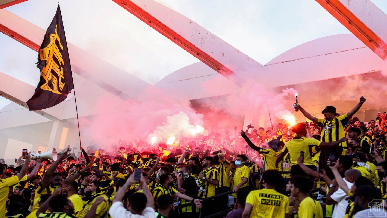 الاتحاد يتكفل بـ30 ألف تذكرة لجماهيره أمام الوحدة