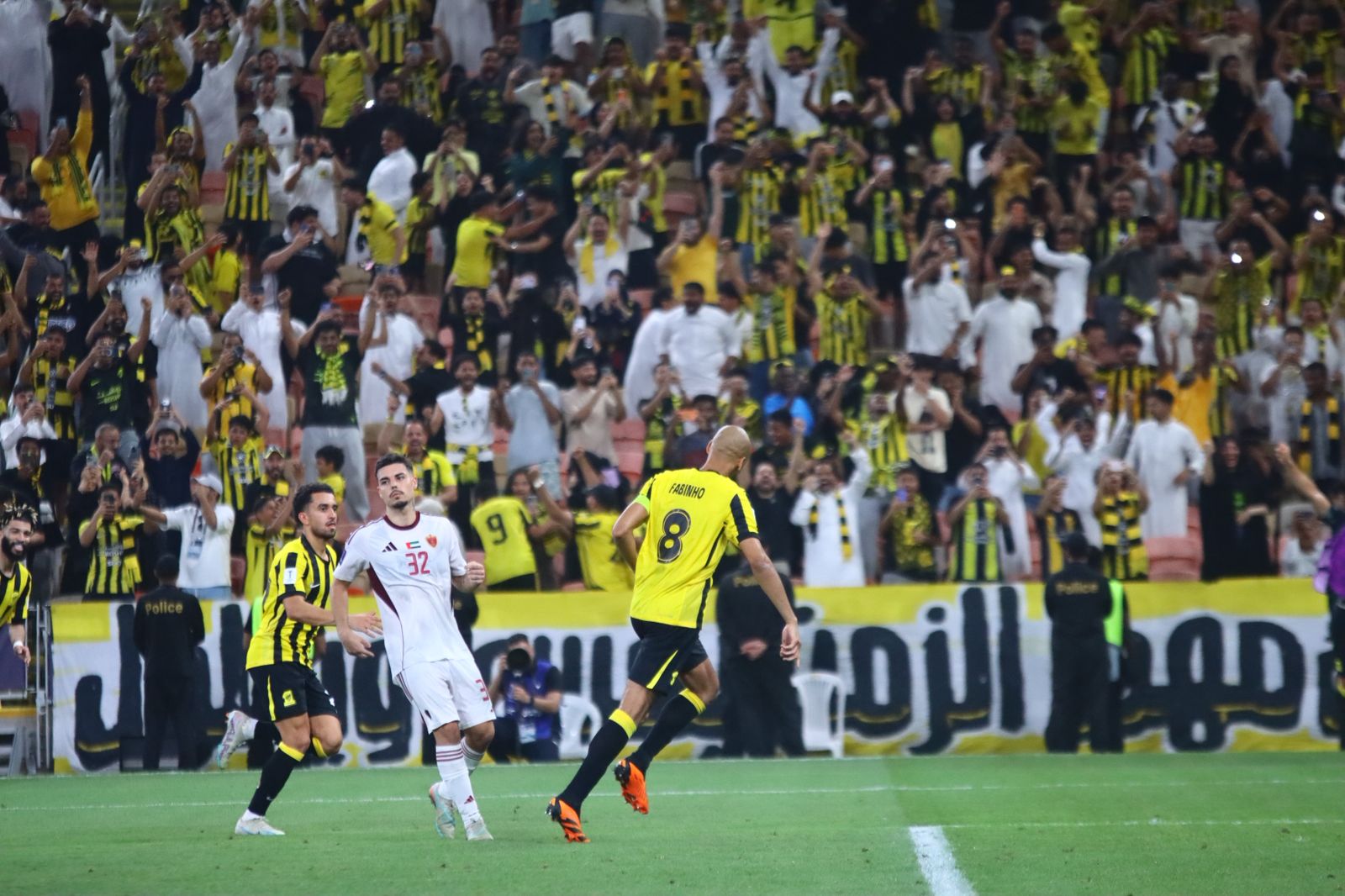 الاتحاد يتأهل لربع نهائي النخبة بهدف قاتل أمام الوحدة..صور