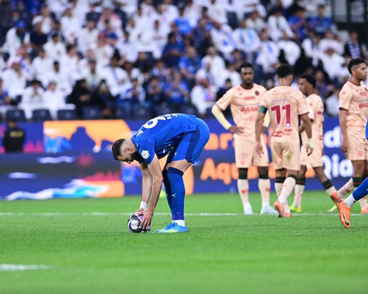 الهلال يمطر شباك الخلود بسداسية..صور