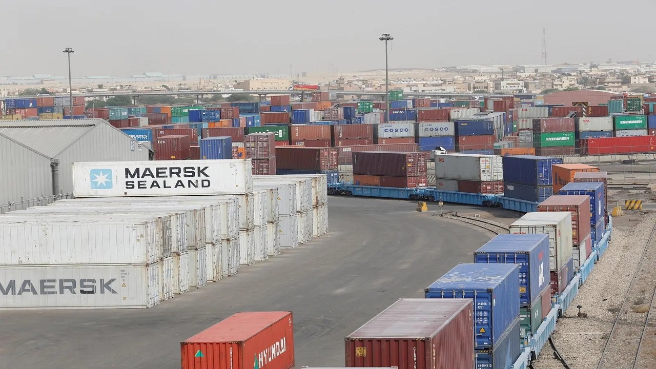 “سار” تُمدّد فترة التخزين المجاني لمختلف البضائع والحاويات عبر الميناء الجاف بالرياض