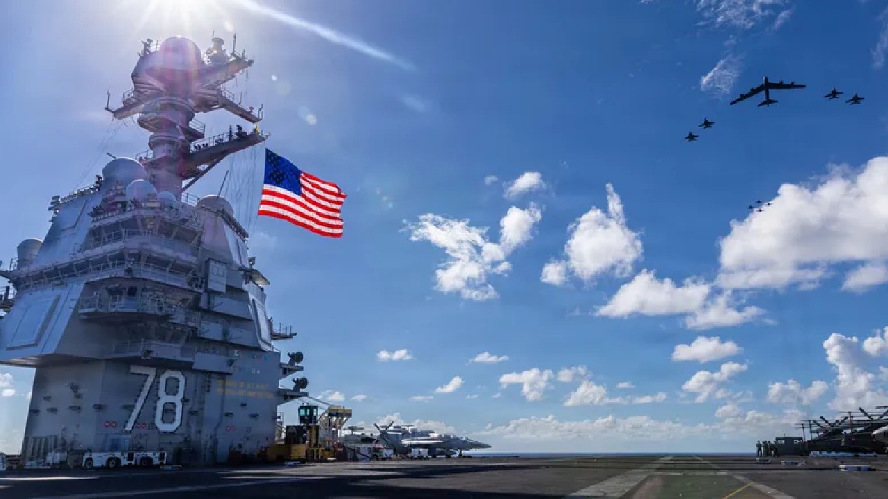 إنهاء صيانة حاملة الطائرات الأمريكية يو إس إس جيرالد آر فورد.. فيديو