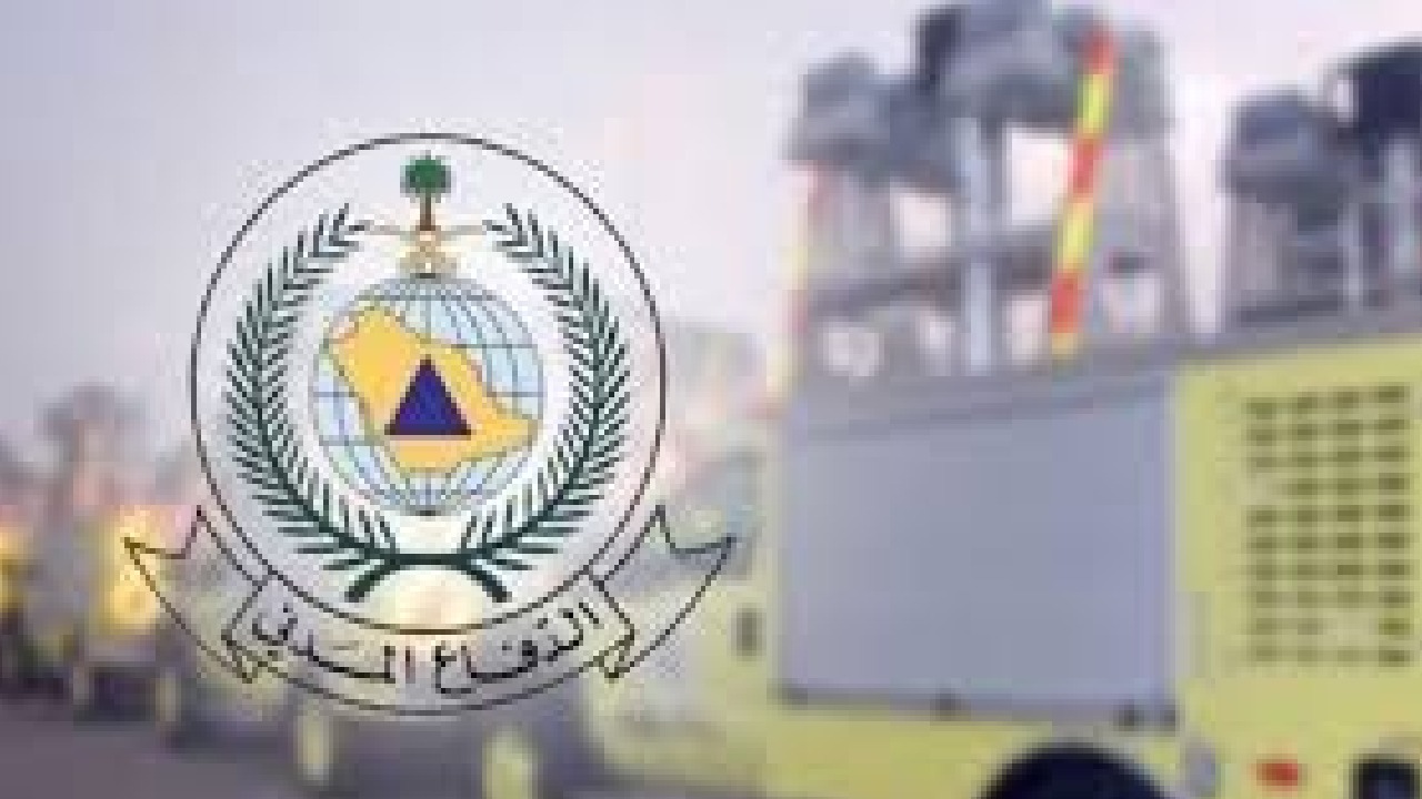 إنقاذ شخص احتجز في سيل داخل مركبة بالطائف