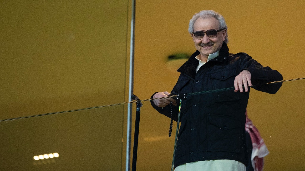 الأمير الوليد بن طلال يتكفل بنصف قيمة تذاكر مواجهة الهلال والخلود