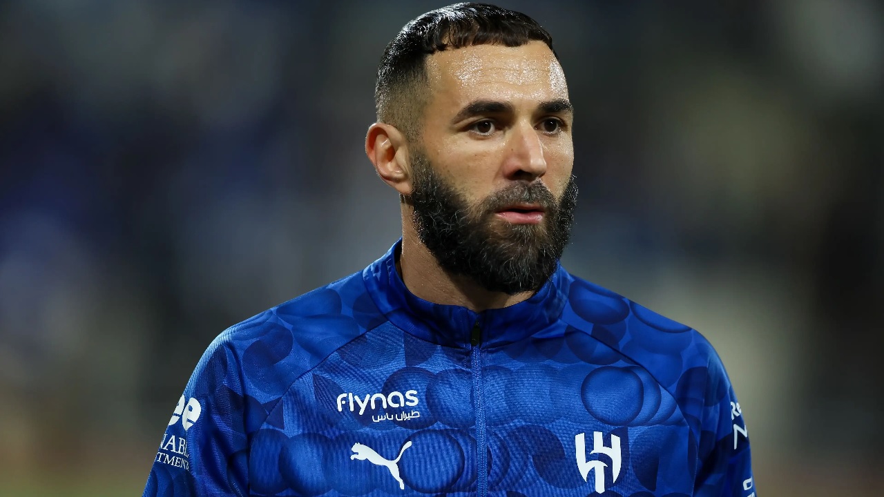 بنزيما يتواجد في مستشفى الحبيب لإجراء فحوصات طبية.. فيديو