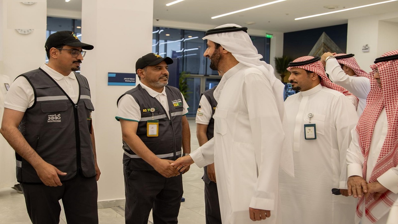 وزير الحج يقف على استعدادات منفذي الحديثة وجديدة عرعر لخدمة ضيوف الرحمن