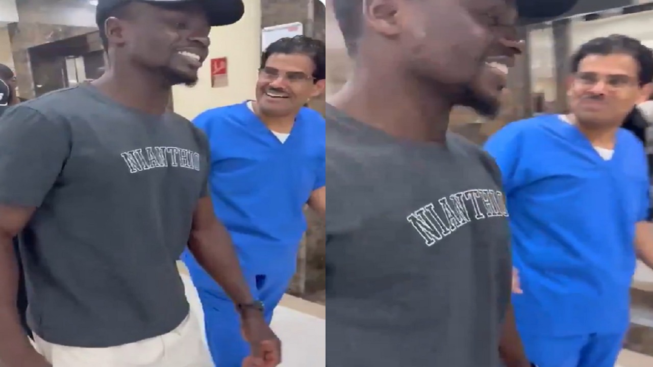 ردة فعل ساديو ماني على طبيب طلب منه أن يتعمر بعد كل مباراة حتى نهاية الموسم.. فيديو