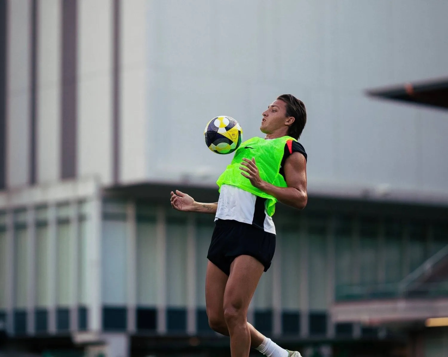 ماتيو ريتيغي يخضع لعملية جراحية