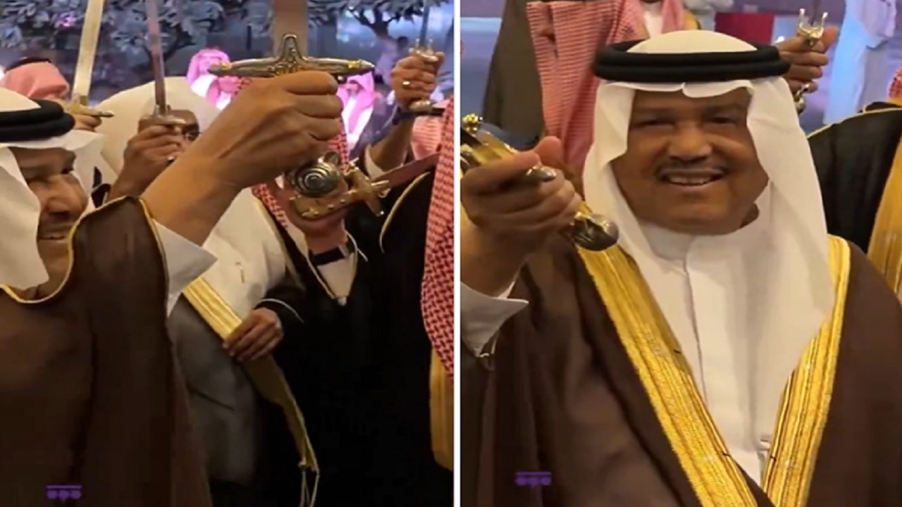 رقص محمد عبده في حفل زفاف ابنه بدر.. فيديو