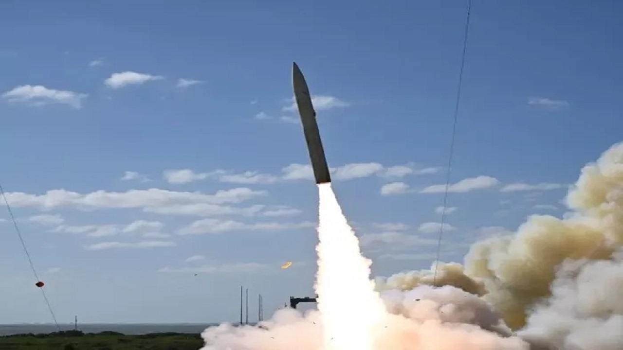 صاروخ إيراني يضرب ناقلة نفط في قطر