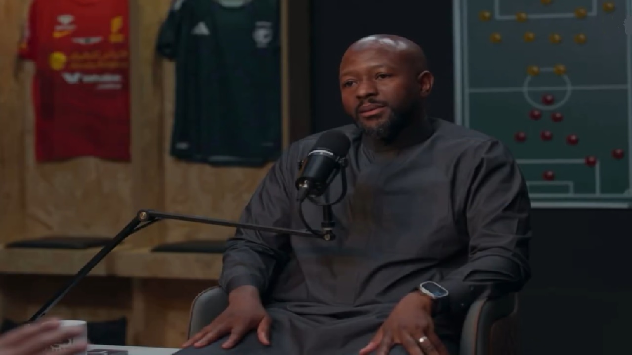 مالك معاذ يكشف تفاصيل عقده وراتبه مع الأهلي.. فيديو