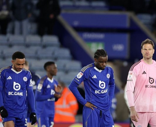 ليستر سيتي ينتكس مجددا ويهبط إلى دوري الدرجة الثانية