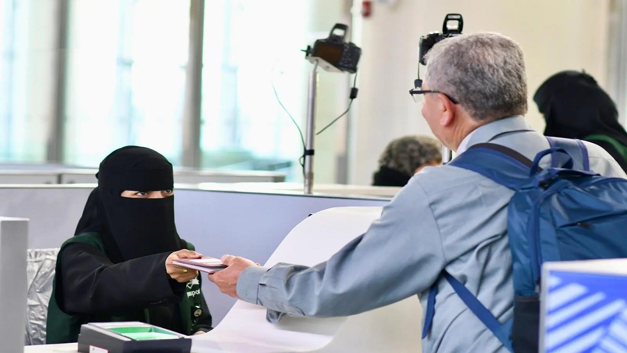 مطار الأمير محمد بن عبدالعزيز تستقبل أولى رحلات ضيوف الرحمن من تركيا