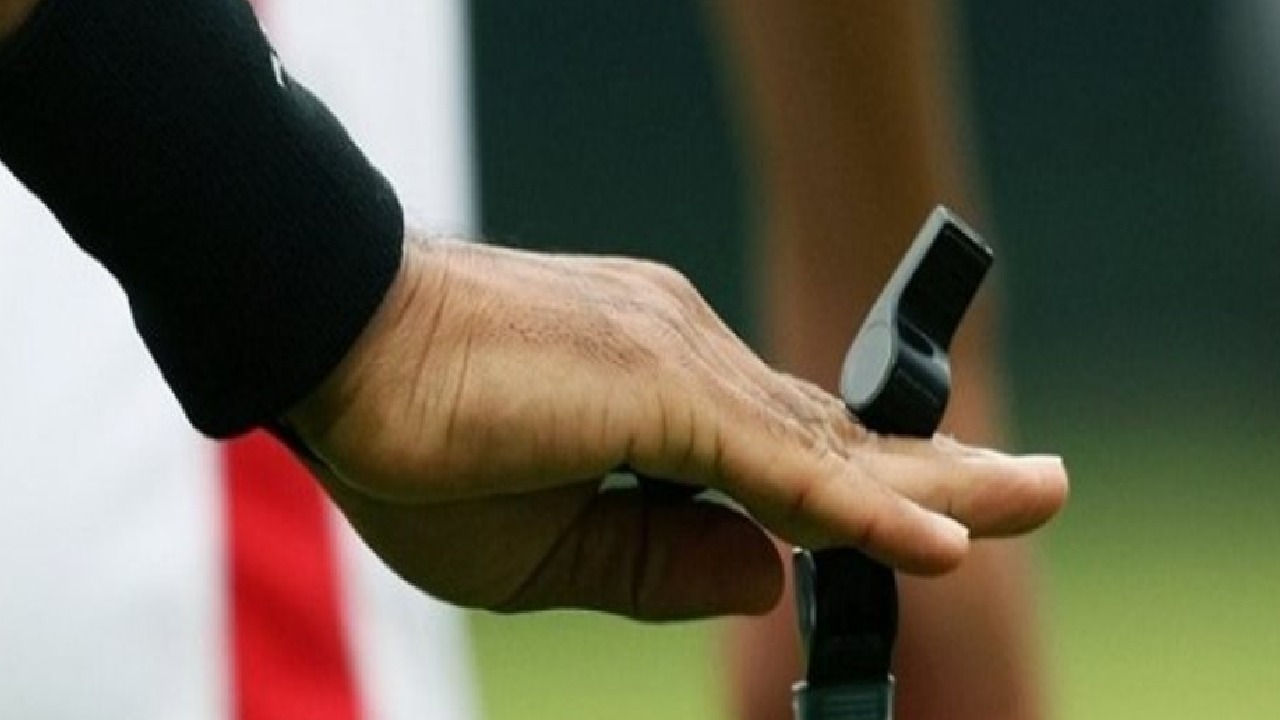 الشباب يطالب بطاقم تحكيم أجنبي لمواجهتي النصر والاتحاد.. فيديو