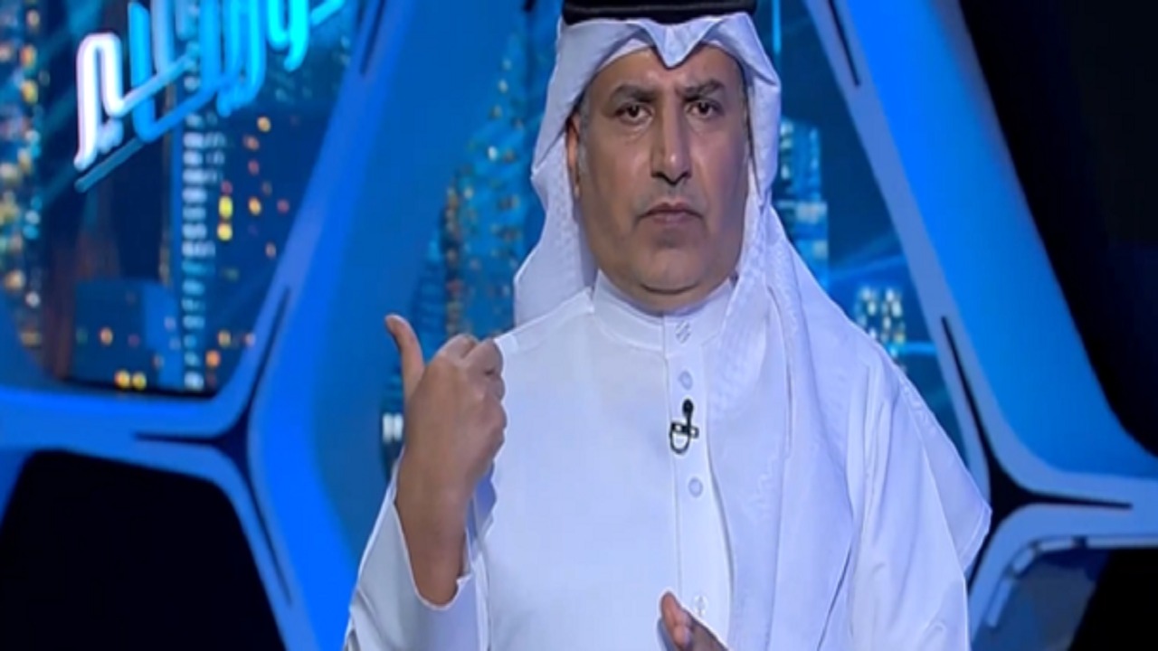 مستشار تحكيمي: الشباب كان يستحق ركلة حرة مباشرة ويؤخذ ذلك على حكم المباراة.. فيديو