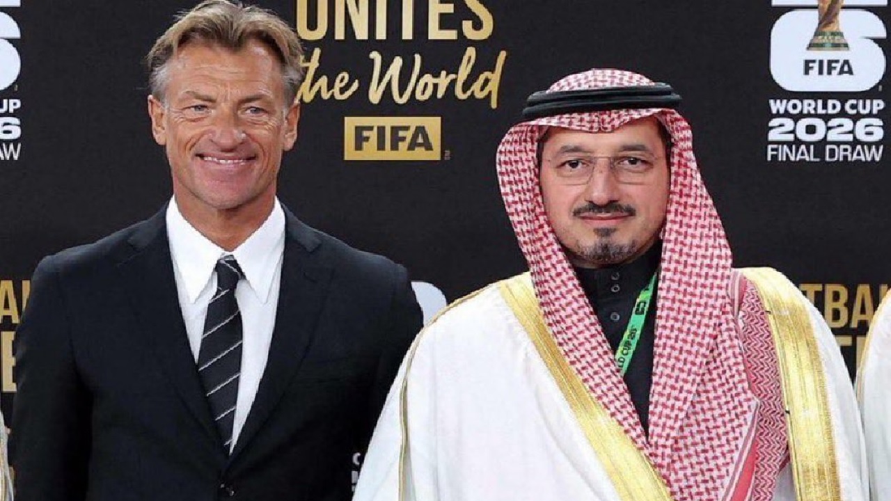 الاتحاد السعودي يتمسك بـ رينارد ويغلق ملف تغيير الجهاز الفني