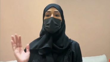 كوثر الحداد تروي تفاصيل إنقاذها لطفلة توقف قلبها بمسجد قباء.. فيديو