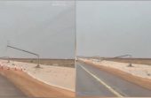 الرياح تسقط أكثر من 12 عمود كهرباء على طريق رياض الخبراء – القرين.. فيديو